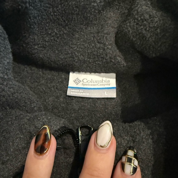 columbia vest - Picture 2 of 2